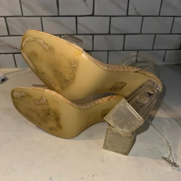 No Doubt beige heels - Picture 5 of 6